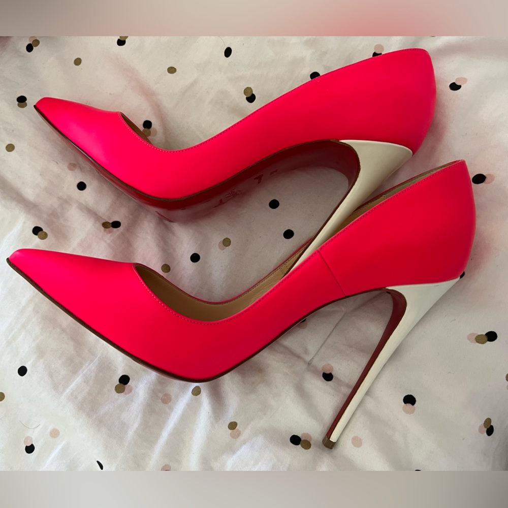 Authentic Christian Louboutin So Kate Stilletos